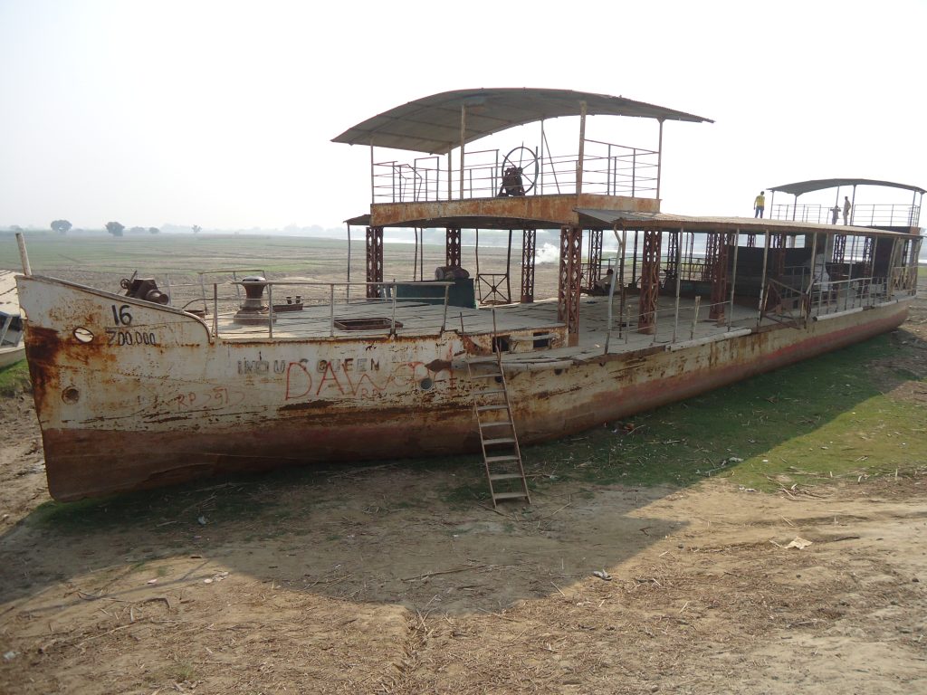 Indus Queen Mithankot